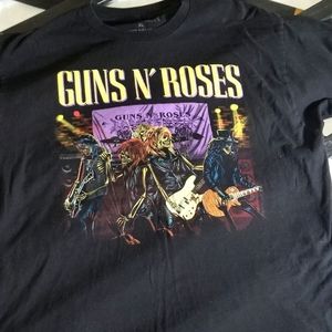 XL guns and roses t-shirt